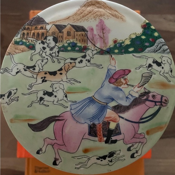 Chinoiserie lidded jar - Picture 2 of 3